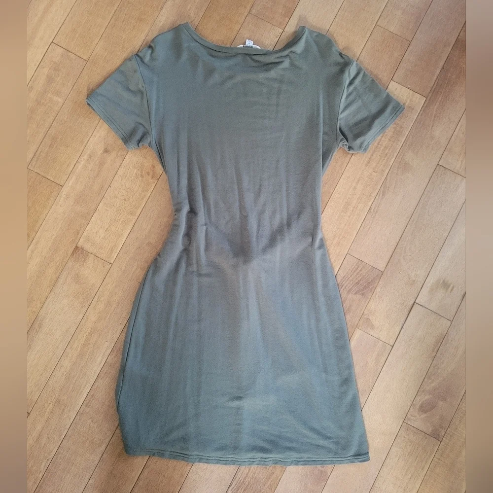 Dakota by Steve Madden Olive Green Tie Waist T-Shirt Dress - Picture 4 of 4